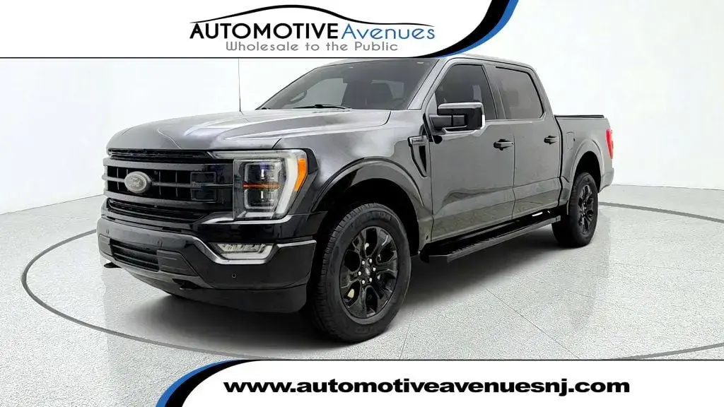Ford F-150 2023 4x4 XL 4 puertas SuperCrew con caja de carga de 5,5 pies SB