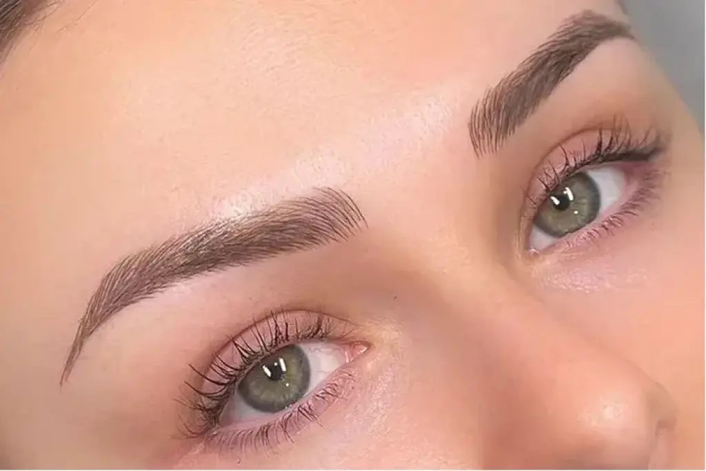 microblading services Ruislp