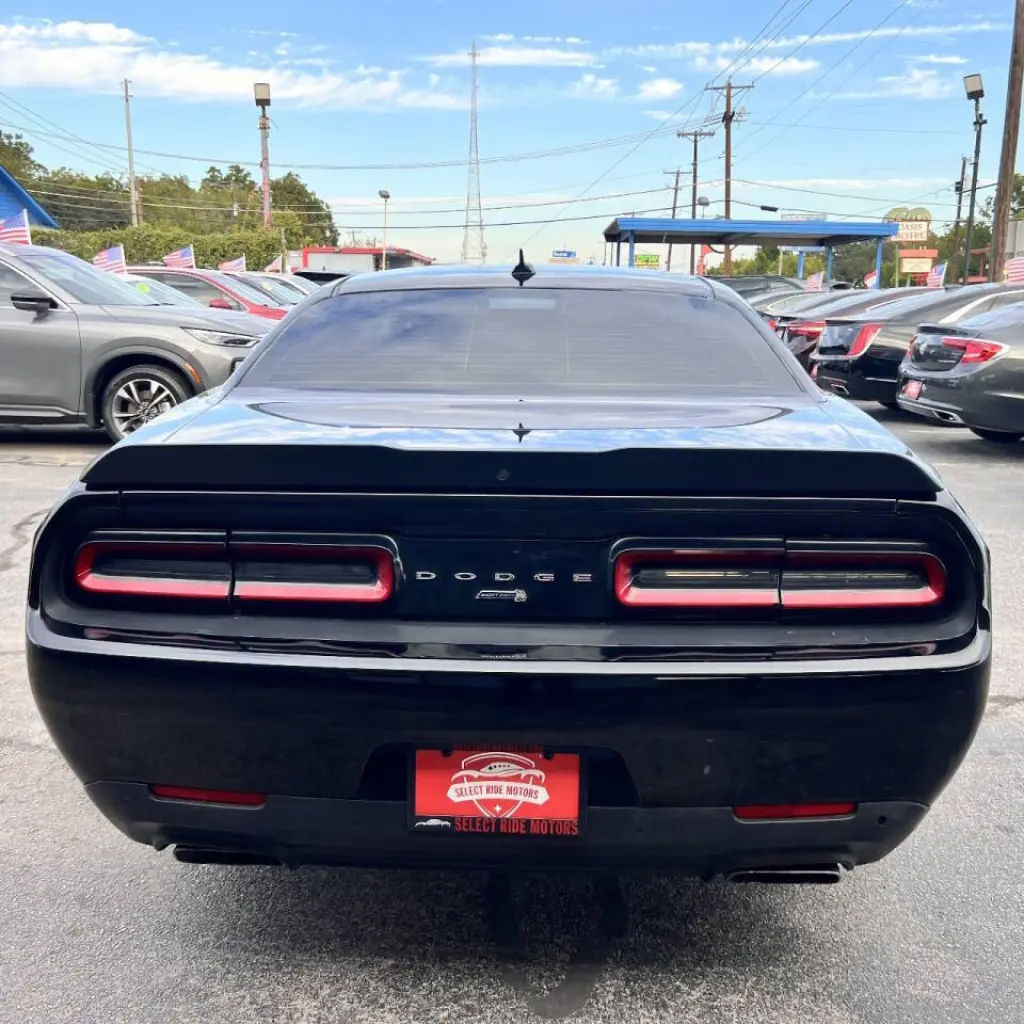 Challenger Dodge 2017