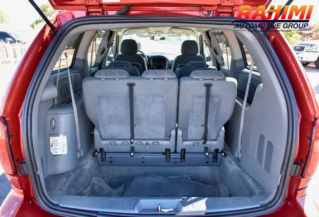2005 Chrysler Town and Country