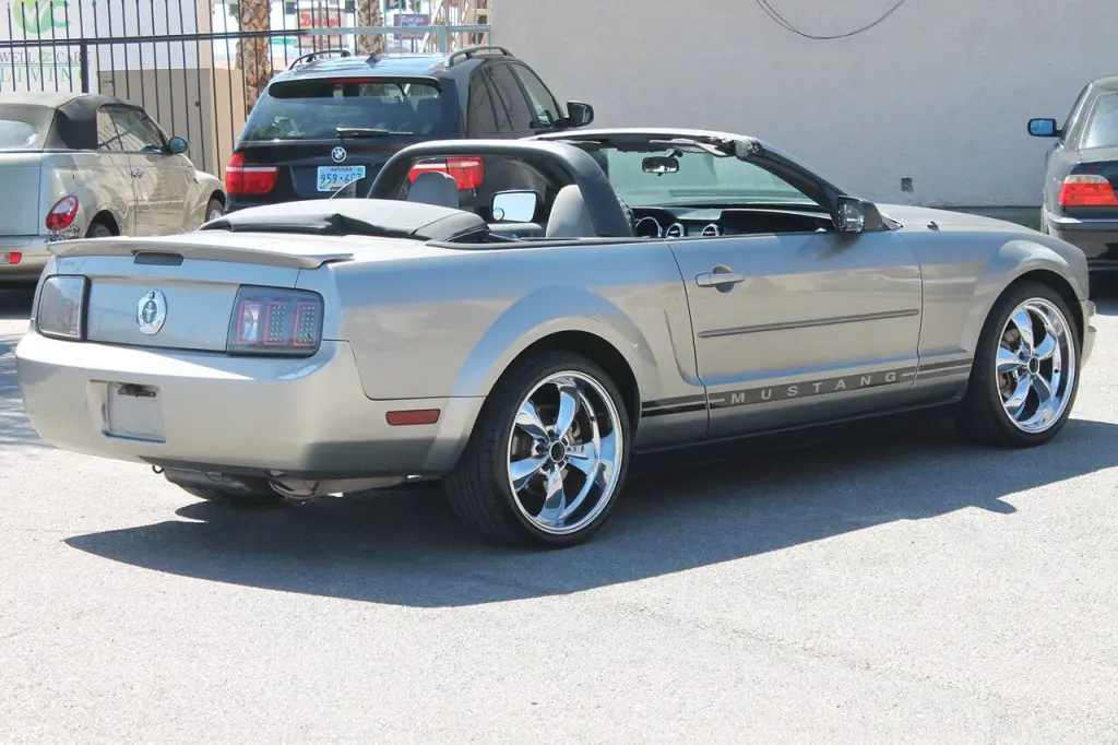 2008 Ford Mustang