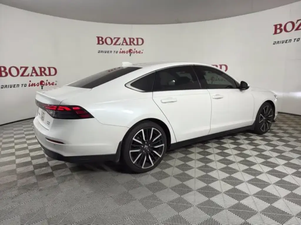 Honda Accord Hybrid 2024 Touring 4dr Sedán