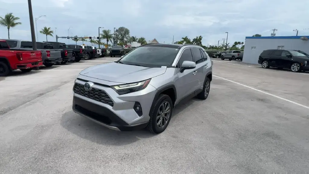 Toyota RAV4 Hybrid 2022 AWD Limited 4p SUV
