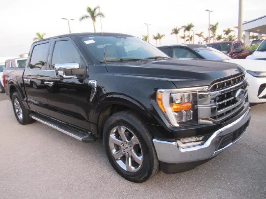 Ford F-150 2023 4x2 Lariat 4p SuperCab 5.5 ft. CA