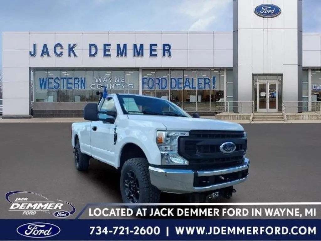 Ford F-250 Super Duty 2021 4x4 XL 2dr Cabina Regular 8 pies. Camión de caja larga
