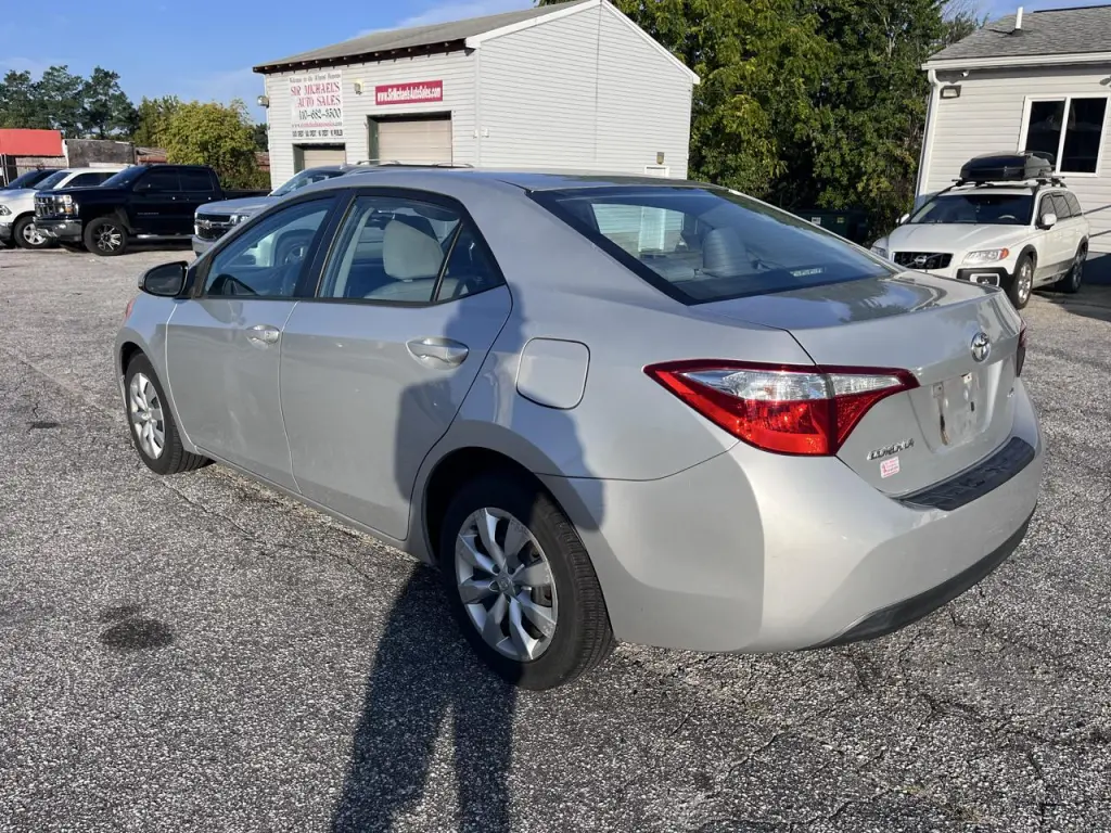 2015 Toyota Corolla LE