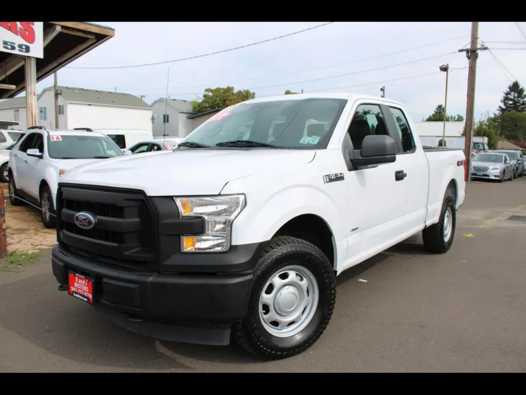 2017 Ford F-150 Supercab 145" XL 4WD