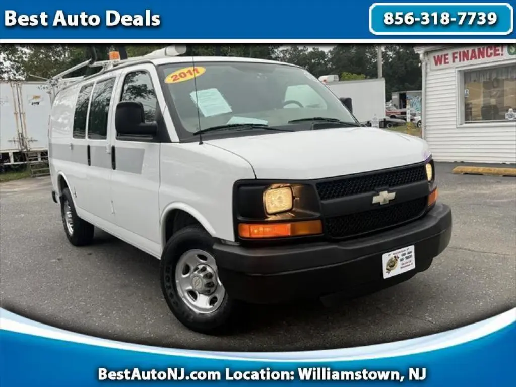 2011 Chevrolet Express RWD 2500 135"