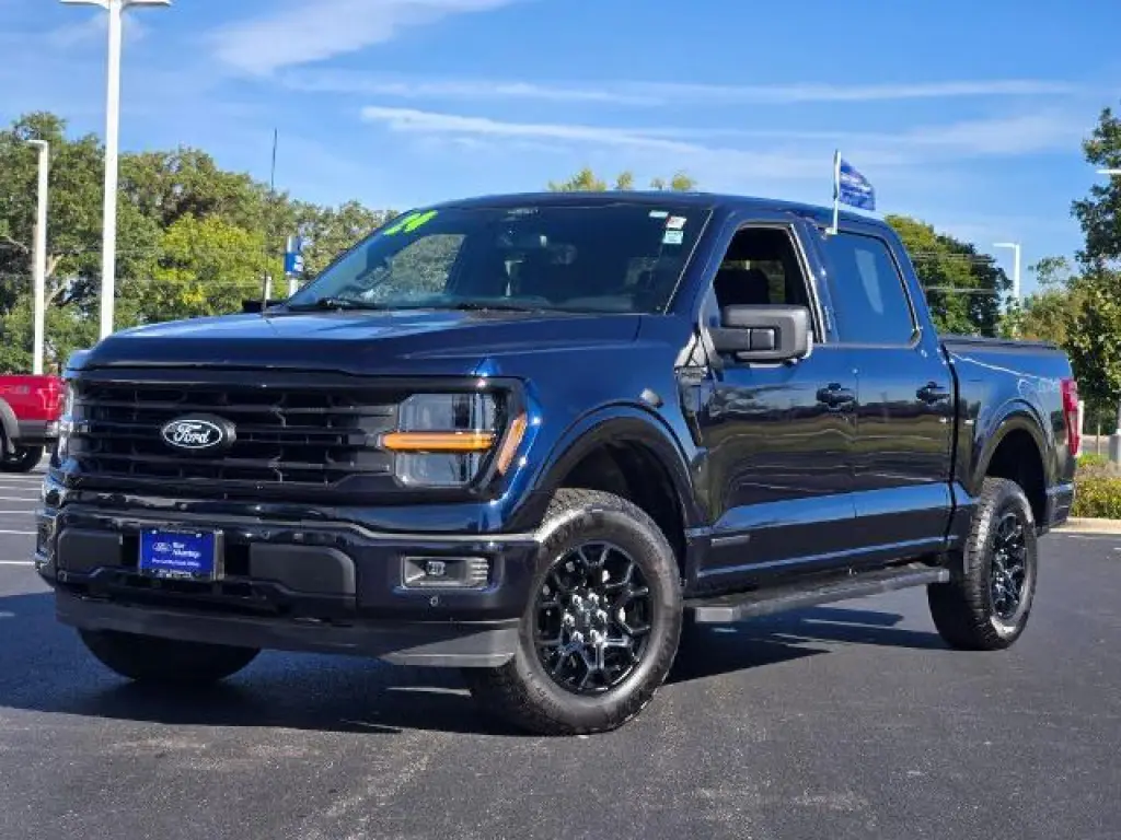 Ford F-150 2024 4x4 XLT 4p SuperCrew 6.5 ft. CB Nuevo