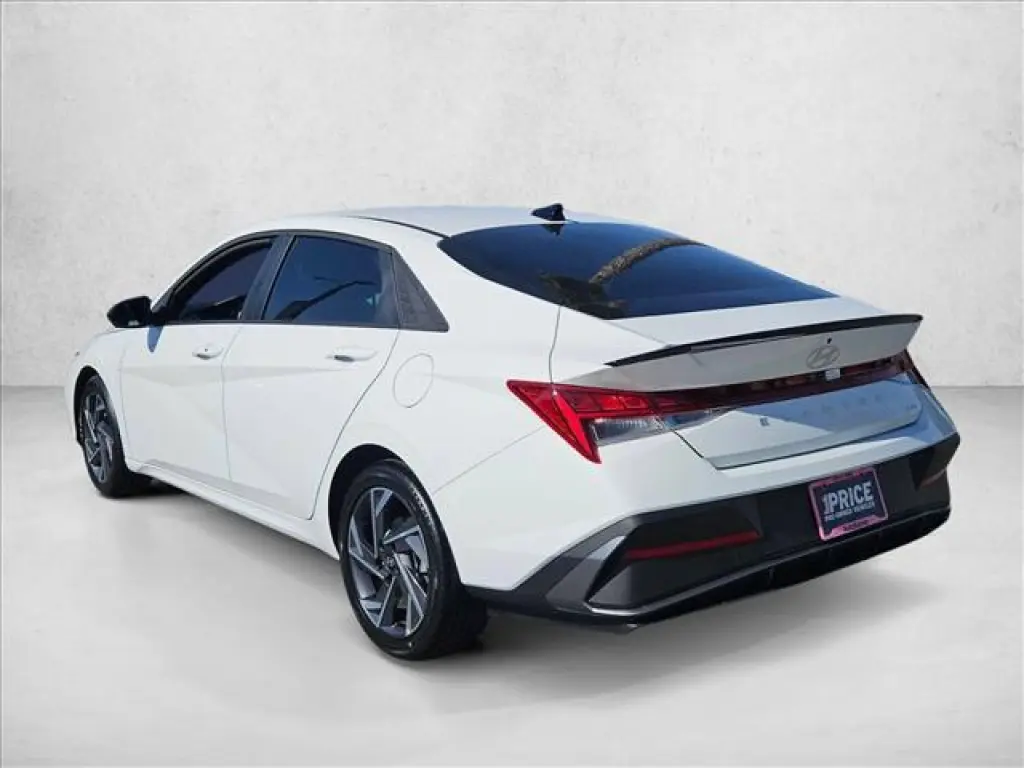 Hyundai ELANTRA Hybrid 2025 SEL Sport 4dr Sedan