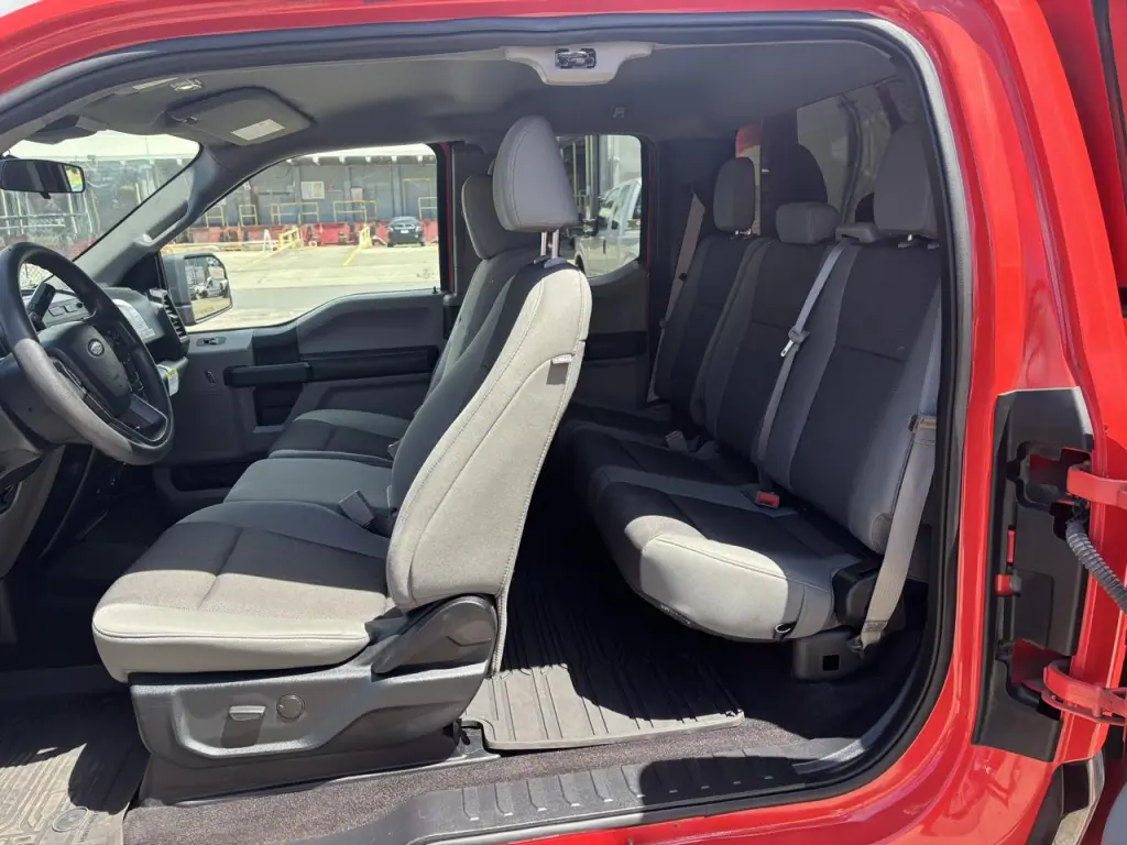 2020 Ford F-150 2WD Supercab 163" XL