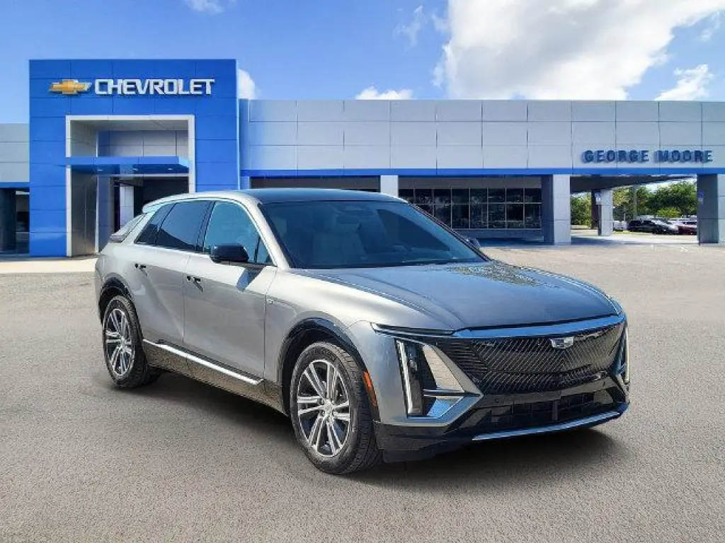 Cadillac LYRIQ 2024 AWD Luxury 1 4dr SUV