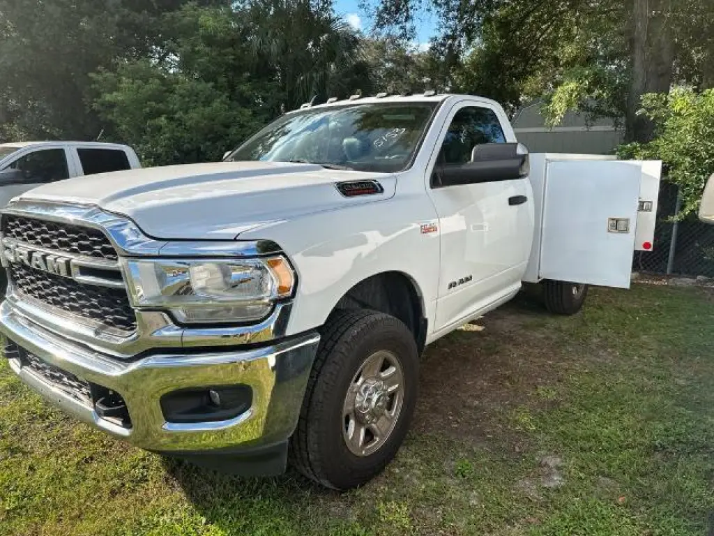 Ram 2500 2022 4x4 Tradesman 2dr Regular Cab 8 ft. LB Pickup