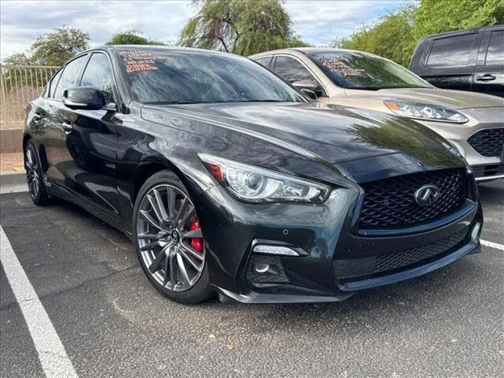 INFINITI Q50 2023 Red Sport 400 4dr Sedán