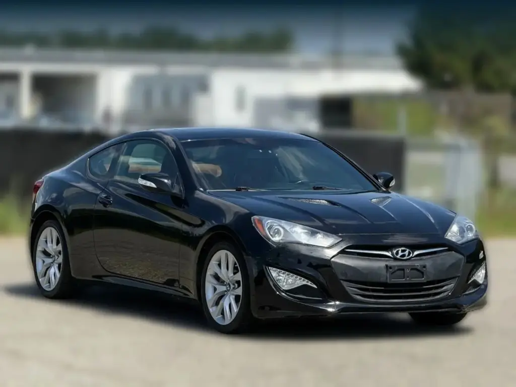 Hyundai Genesis Coupe 2013 3.8 R-Spec 2dr Coupe