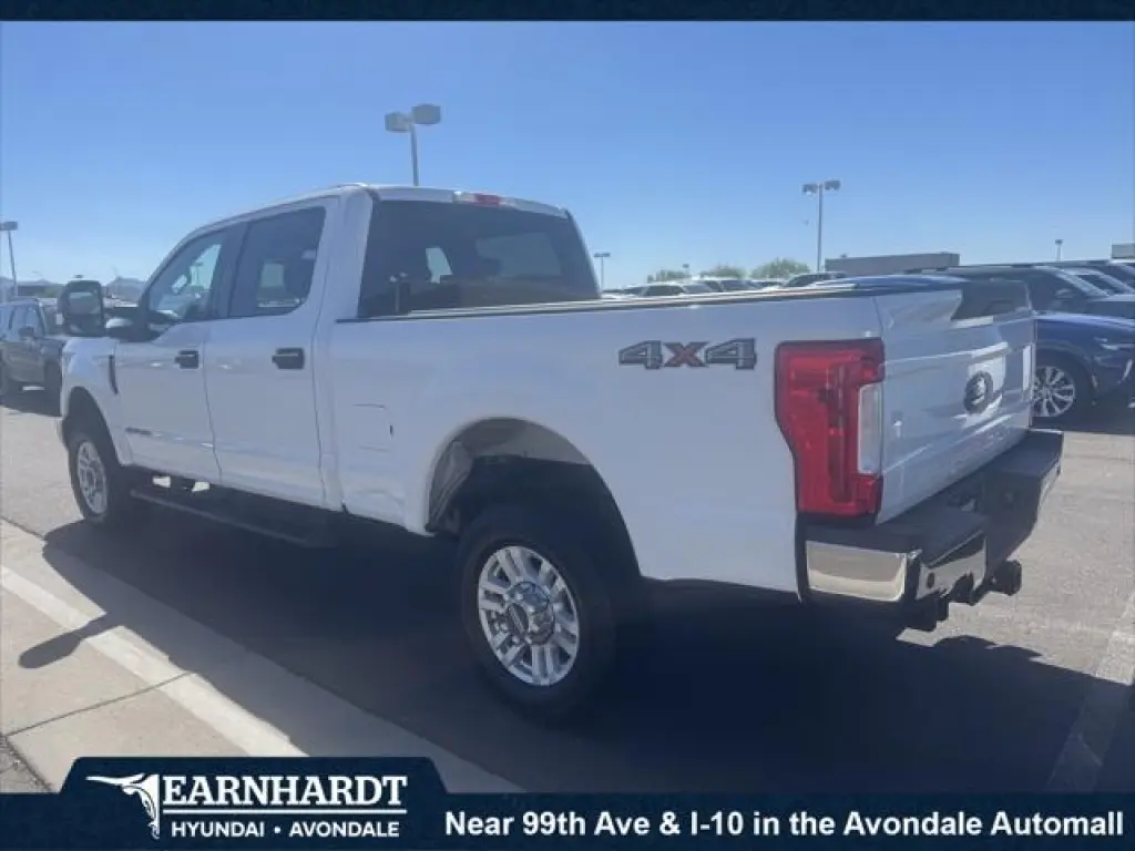Ford F-250 Super Duty 2018 4x4 XLT 4dr Crew Cab 6.8 ft. SB Pickup
