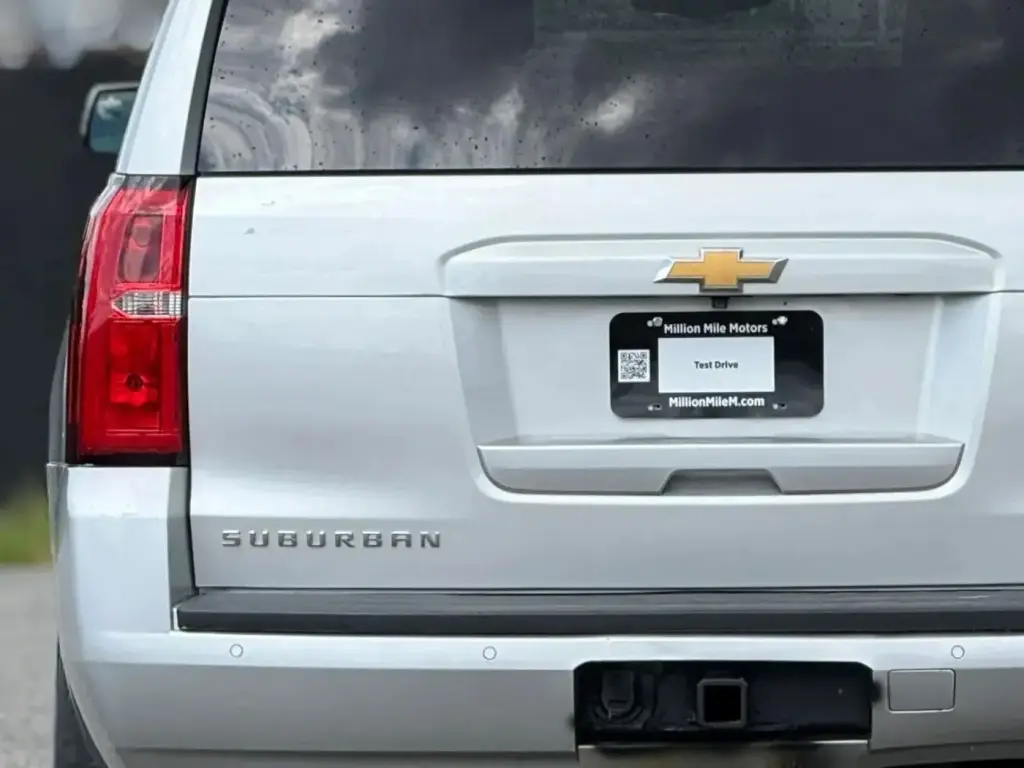 Chevrolet Suburban 2017 4x4 LS 4dr SUV