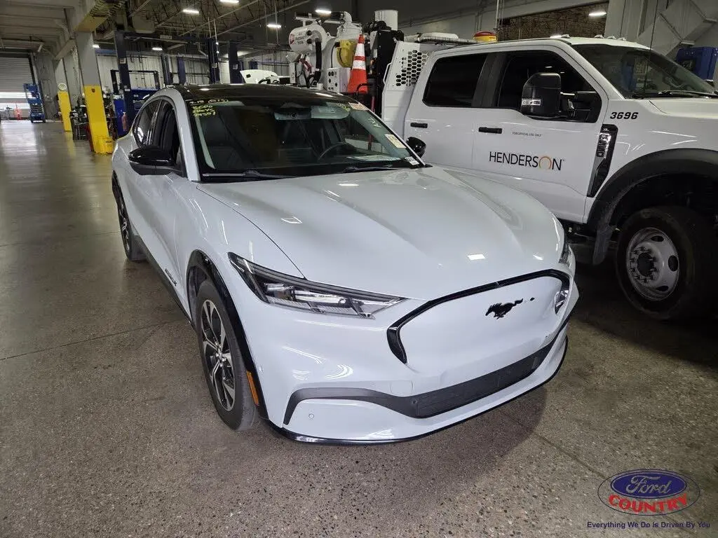 Ford Mustang Mach-E 2023 Premium 4dr SUV