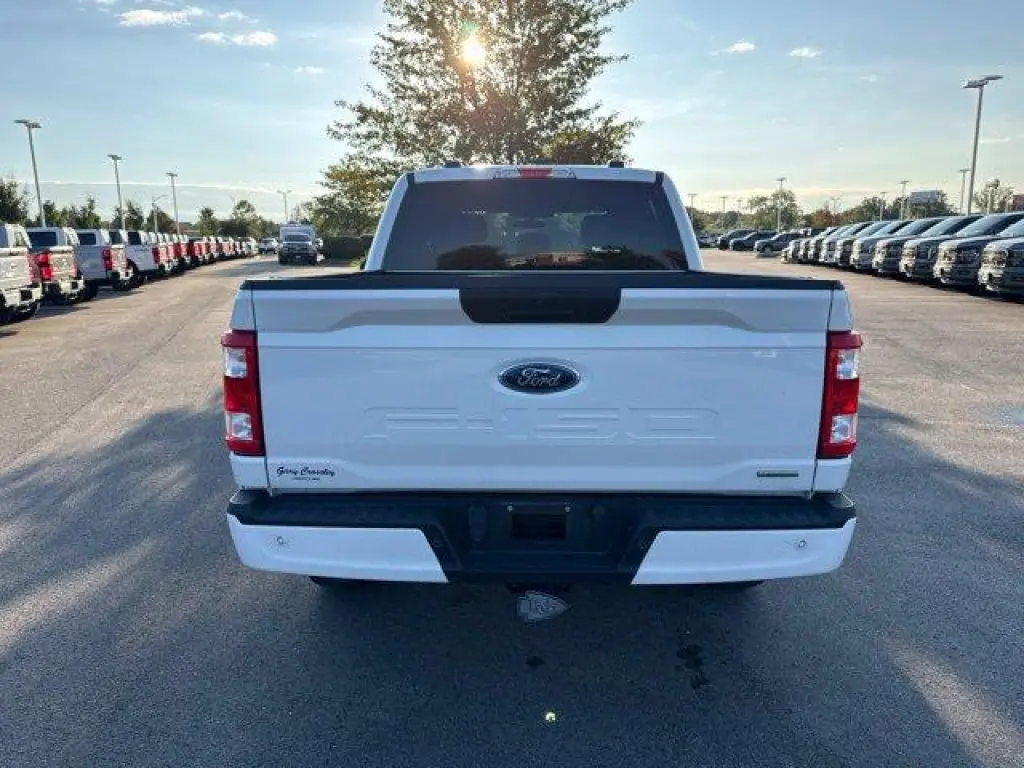 Ford F-150 2021 4x4 XL 4dr SuperCrew 5.5 ft. SB