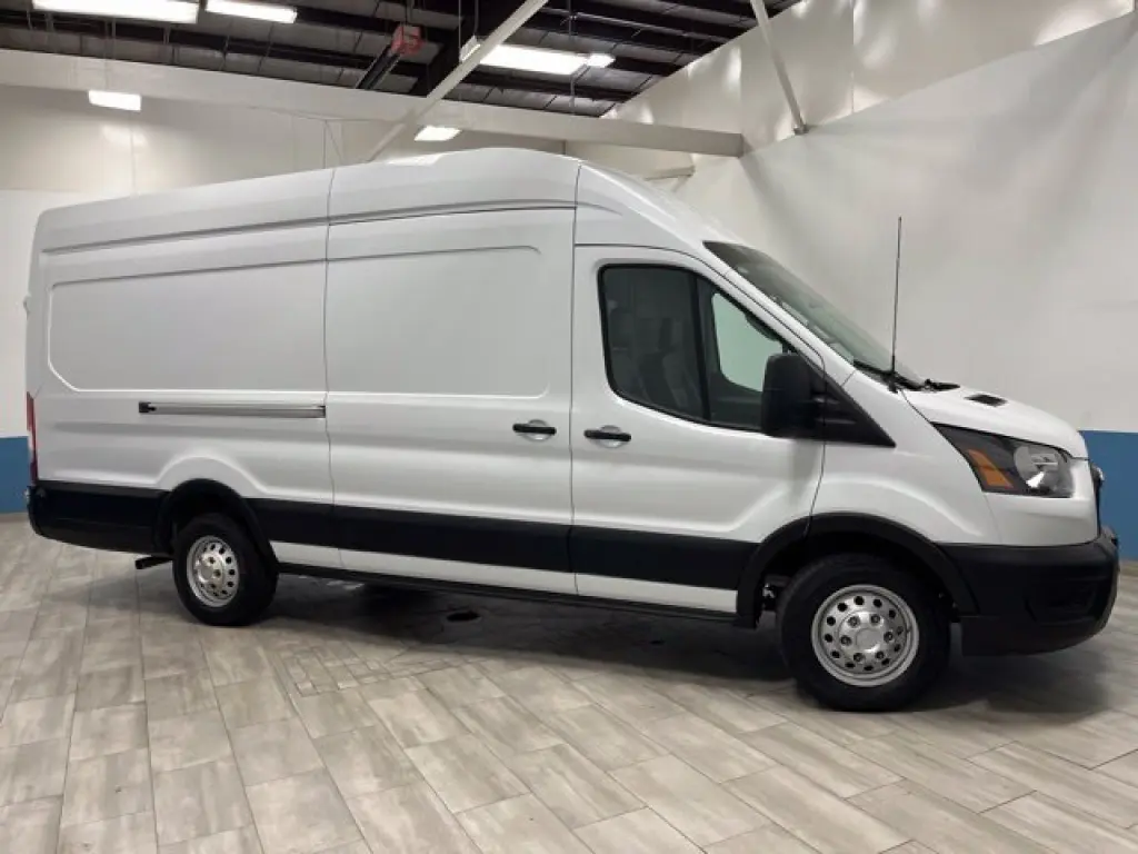 2024 Ford Transit-250