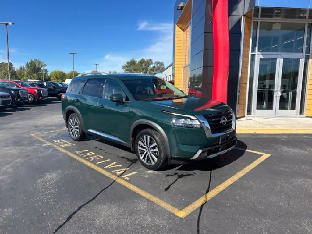 2022 Nissan Pathfinder