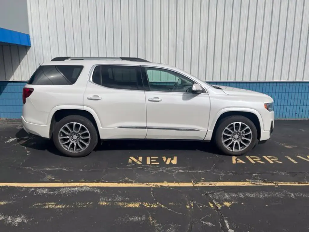 2022 GMC Acadia