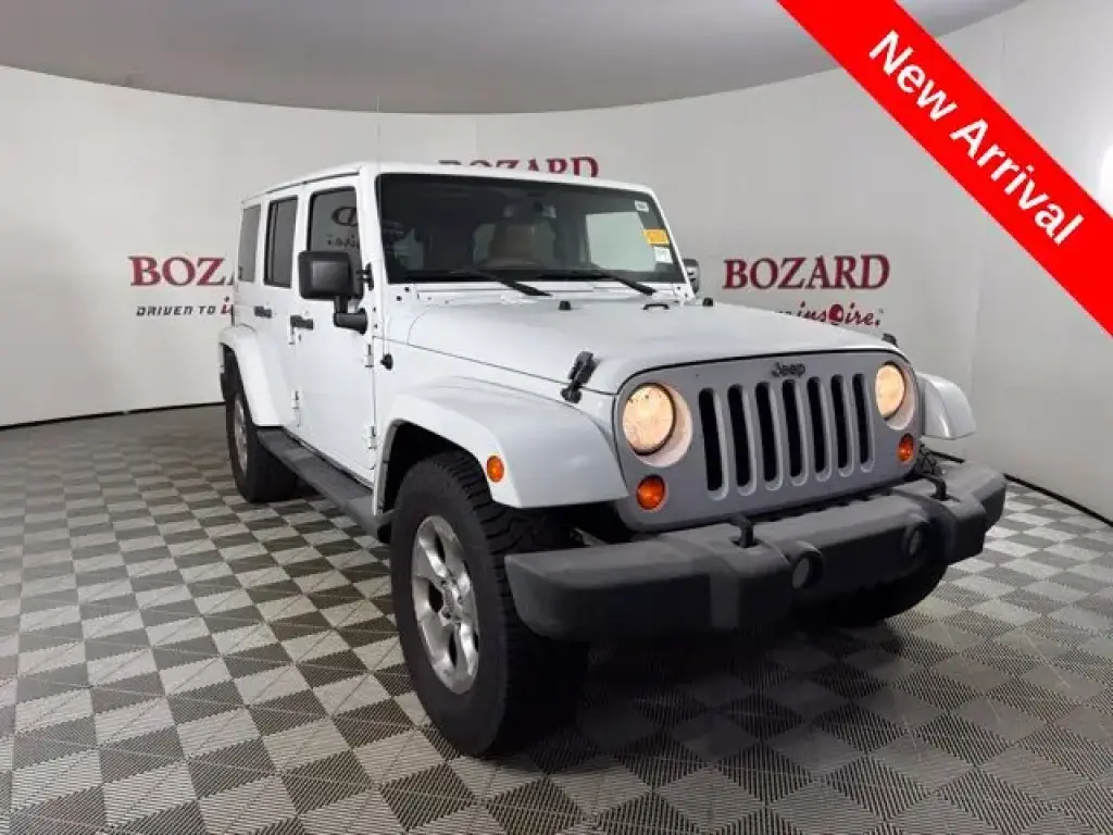 Jeep Wrangler Unlimited 2013 4x4 Sahara 4dr SUV