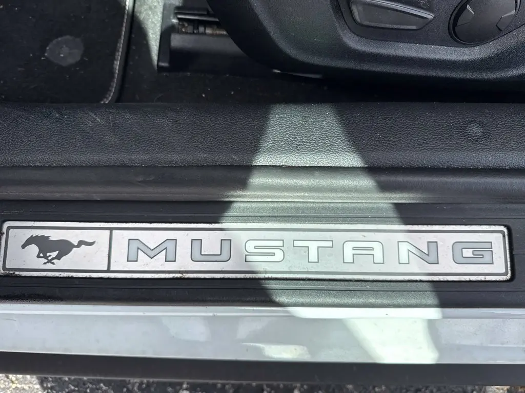 2022 Ford Mustang