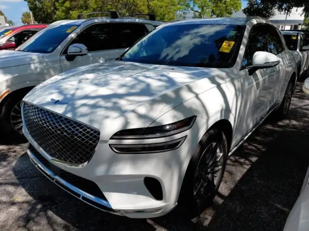 Genesis GV70 2025 AWD 2.5T Standard 4p SUV