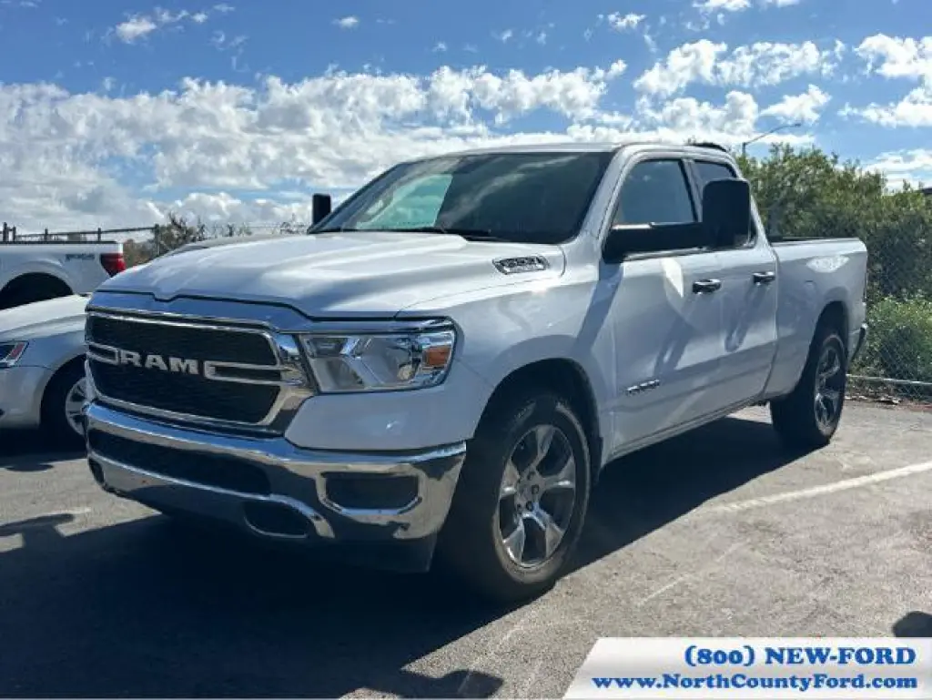 Ram 1500 2019 4x2 Tradesman 4p Cubierta Cuadrada Quádruple 6.4 ft. CA Camión