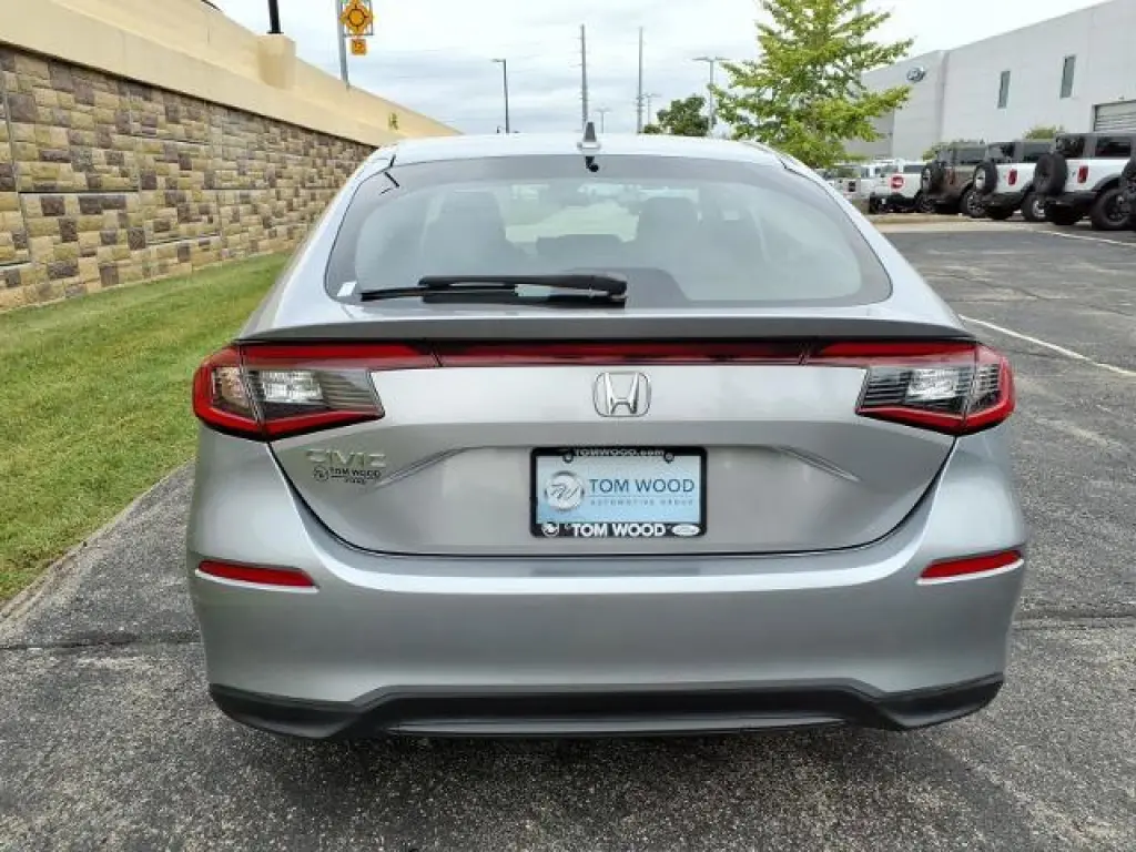 Honda Civic 2023 EX-L 4p Hatchback sin BSI