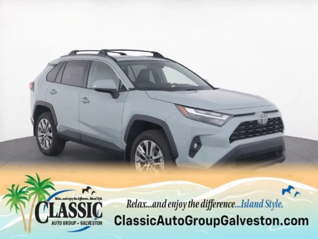 Toyota RAV4 2023 XLE Premium 4dr SUV