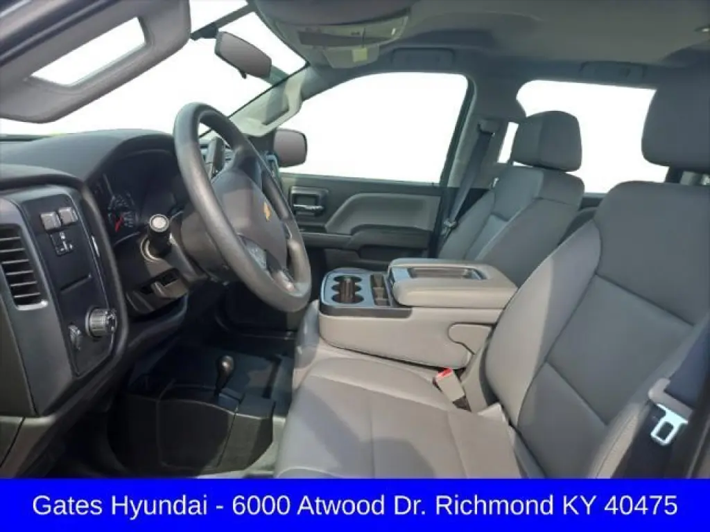 Chevrolet Silverado 2500HD 2018 4x4 Work Truck 4dr Crew Cab SB