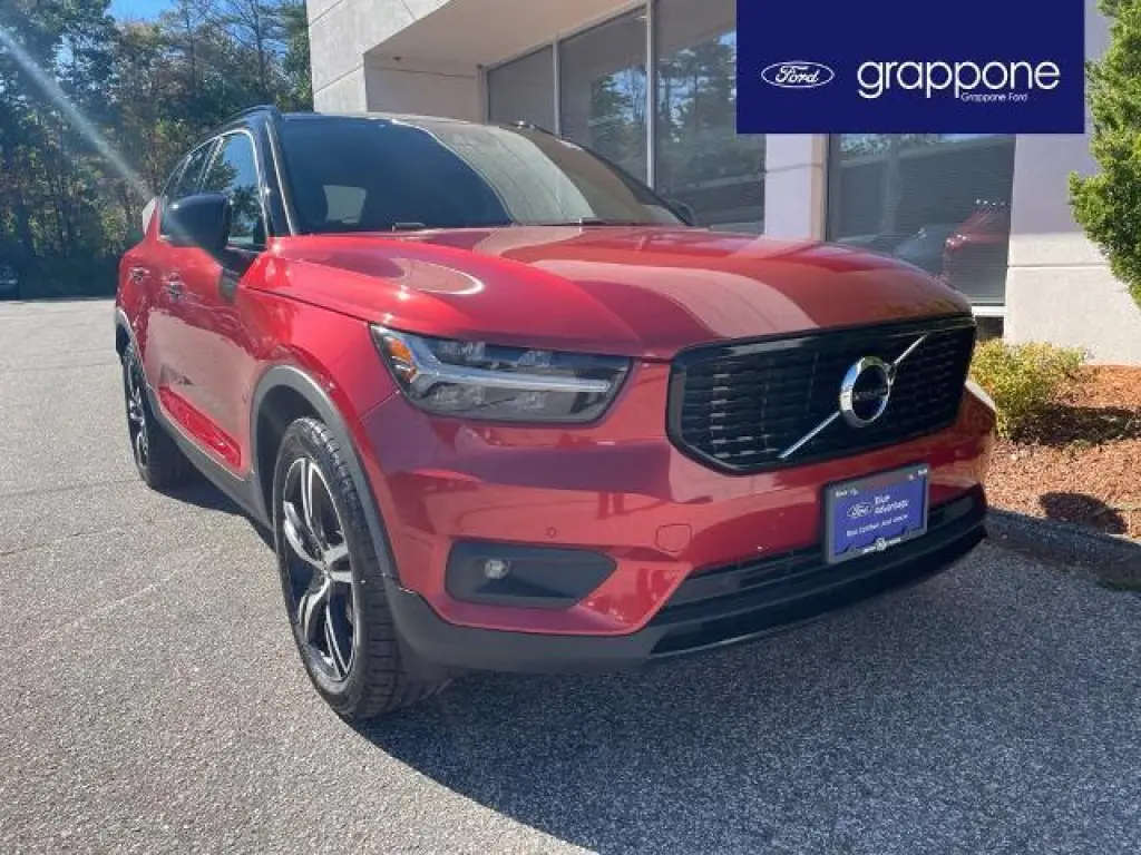 Volvo XC40 2021 AWD T5 R-Design 4dr SUV