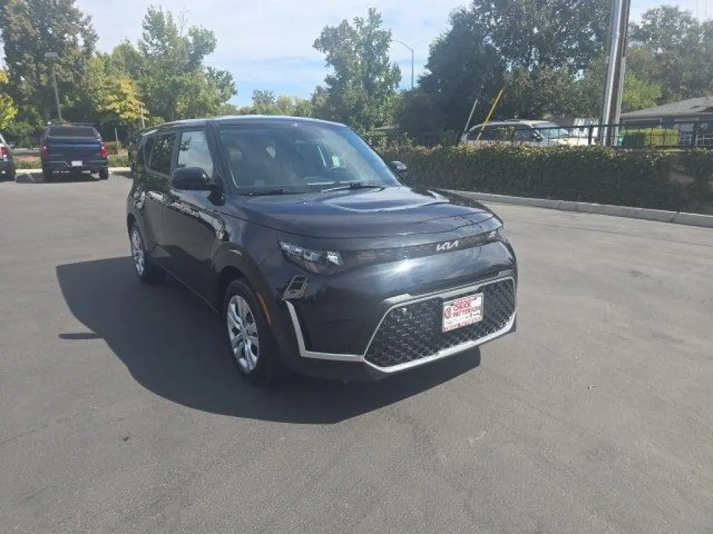 Kia Soul 2023 LX 4dr Crossover