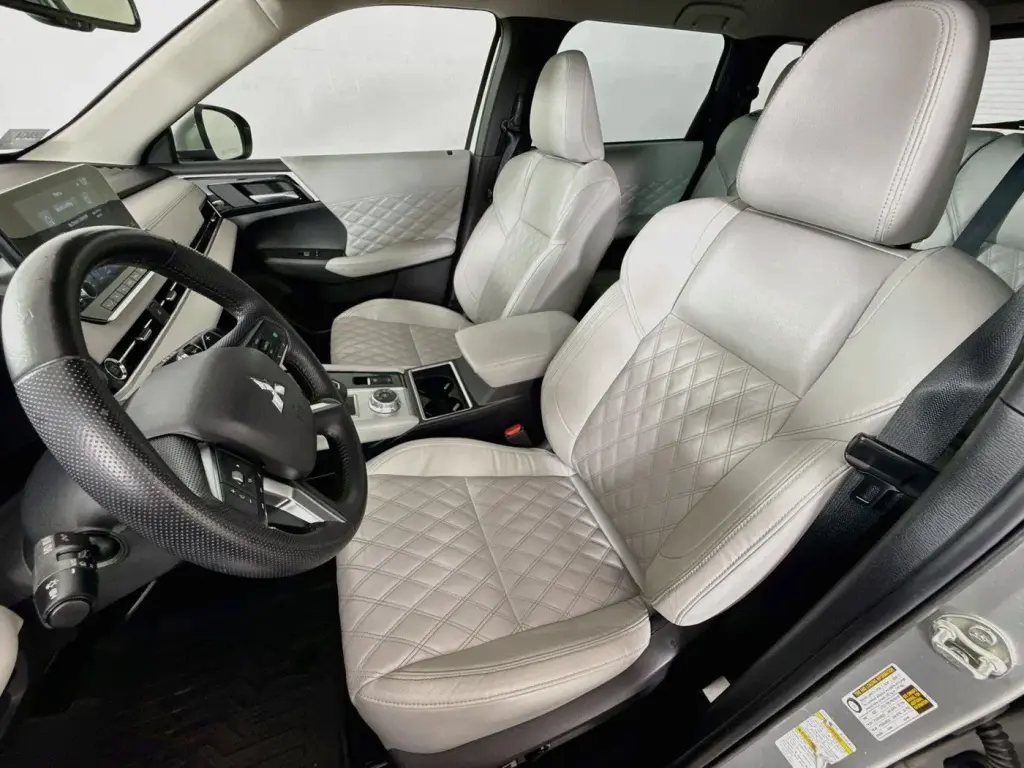Mitsubishi Outlander 2022 SEL 4dr SUV