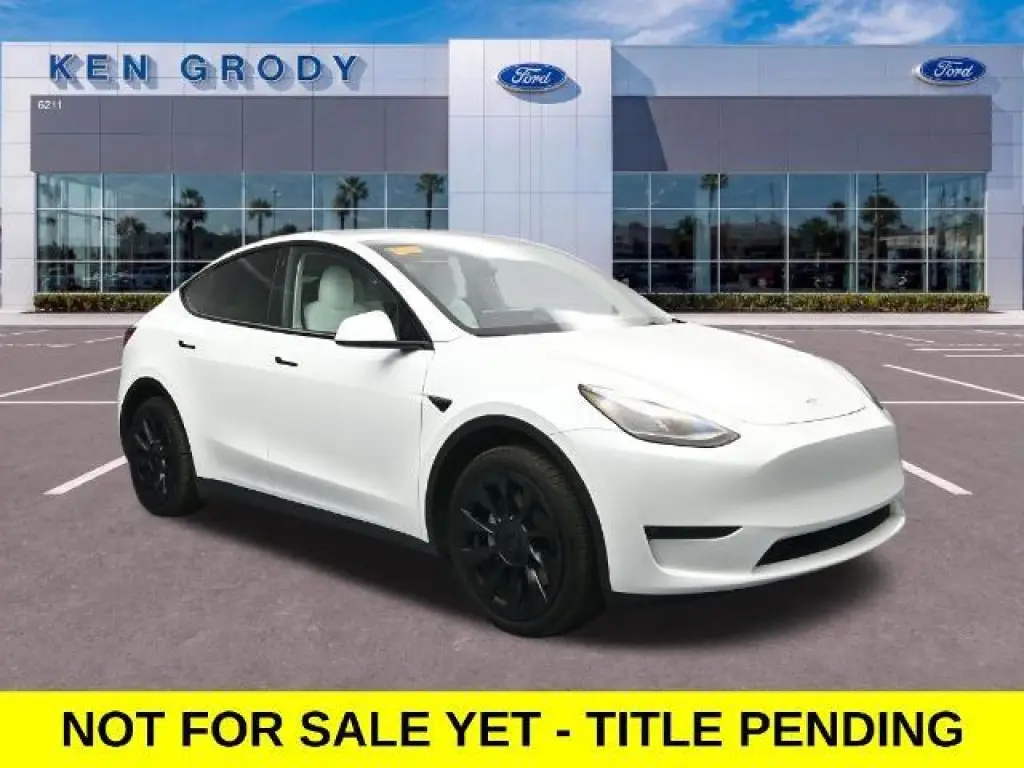Tesla Model Y 2023 AWD Long Range 4dr Crossover