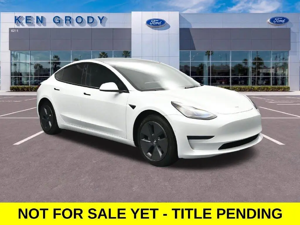 Tesla Model 3 2022 4dr Sedán