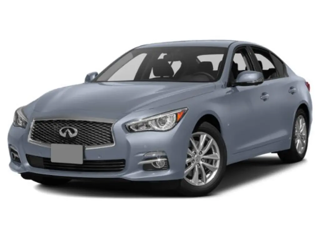 INFINITI Q50 2015 Premium 4dr Sedán