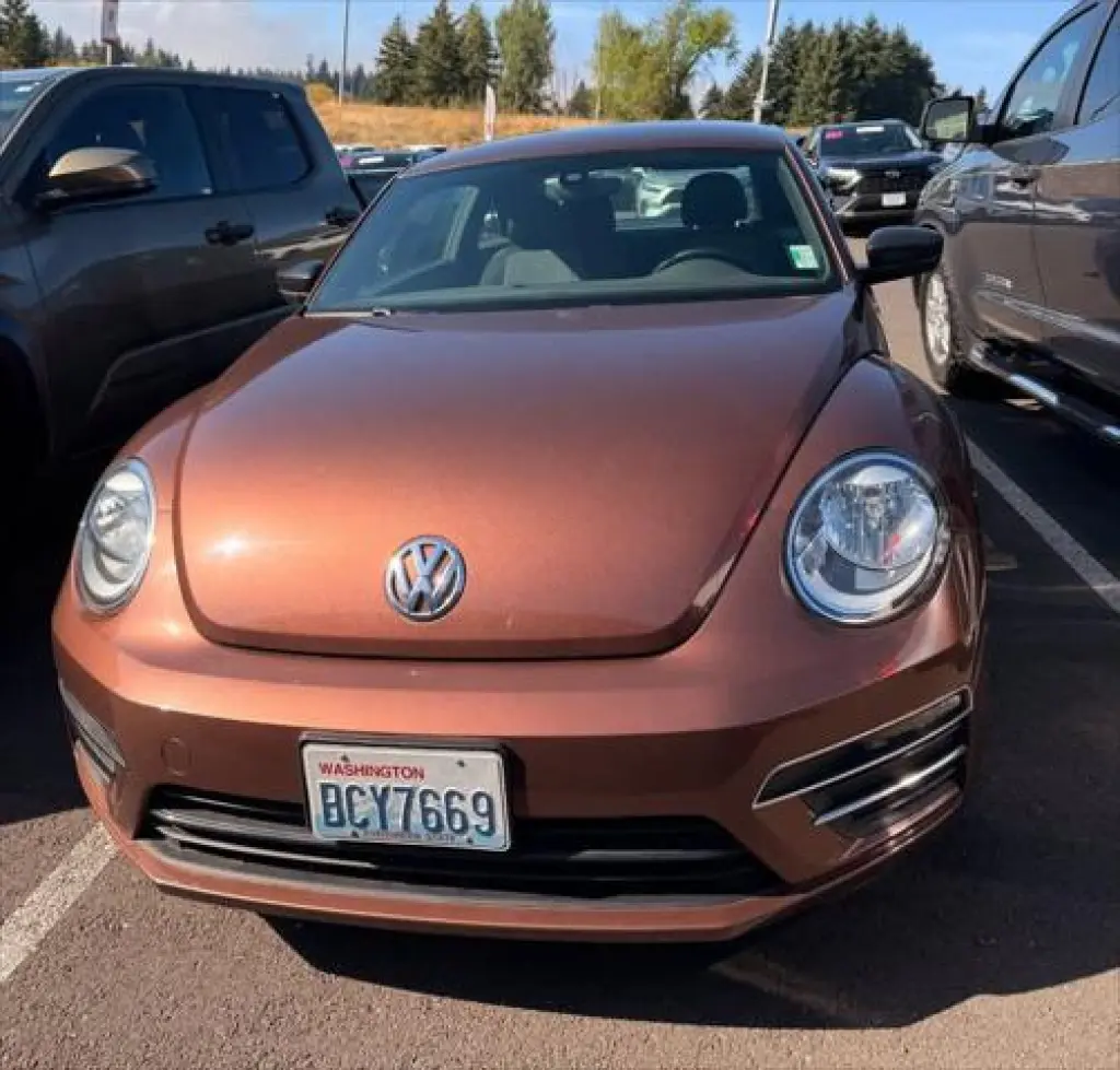 Volkswagen Beetle 2017 1.8T Classic 2dr Coupe