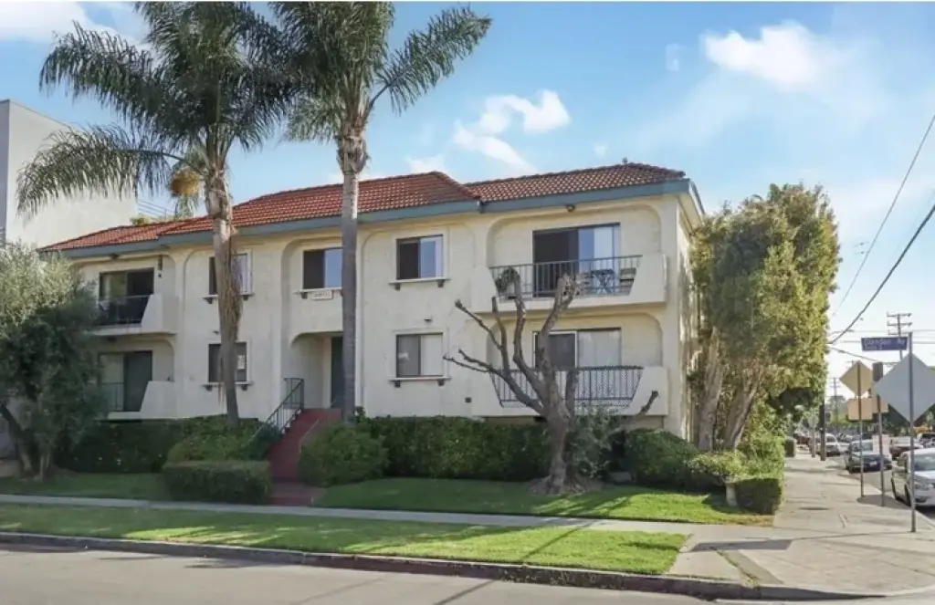 1 Bed 1 Bath Apt in Carson
