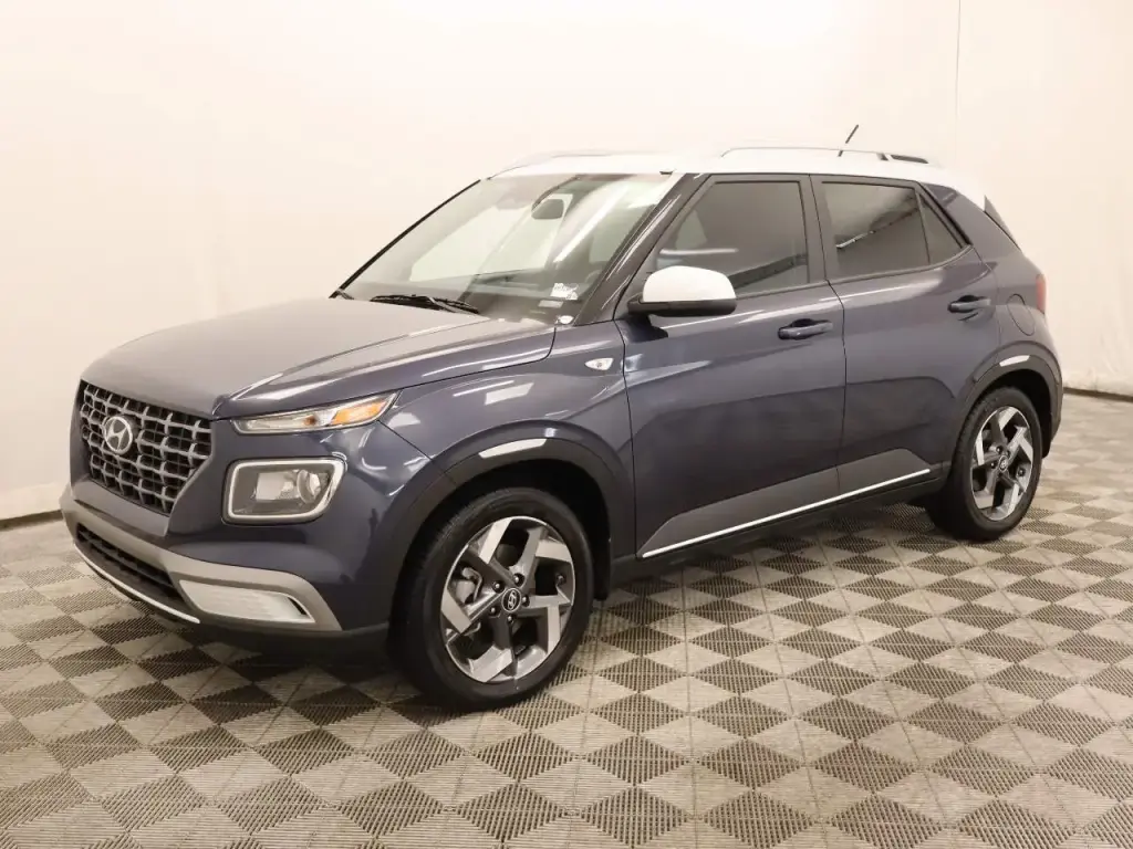 Hyundai VENUE 2026 SEL 4dr Crossover con techo bicolor