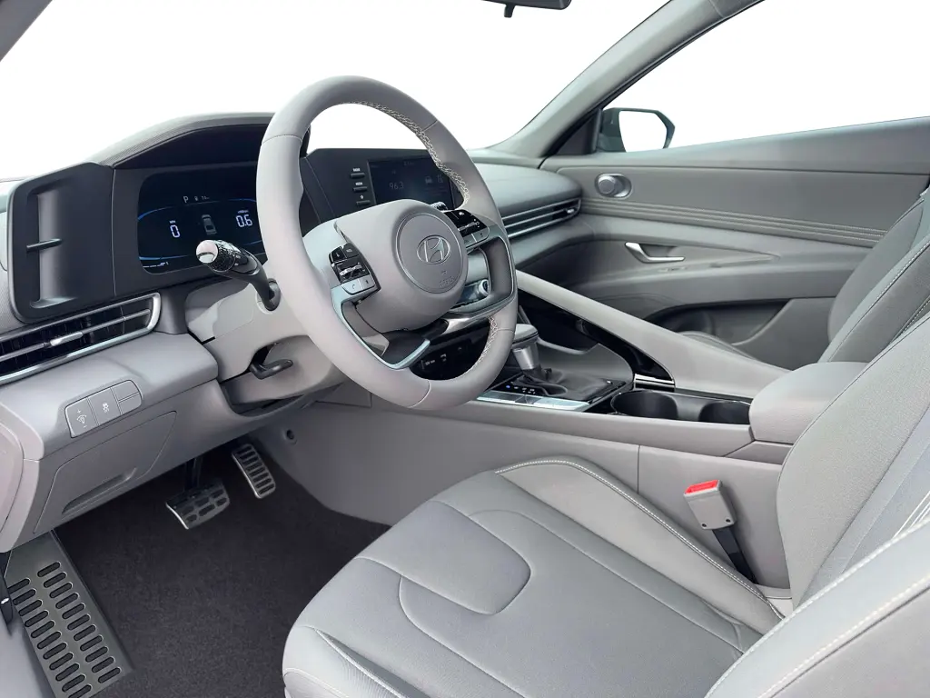 Hyundai ELANTRA 2026 SEL Sport Premium 4p Sedan