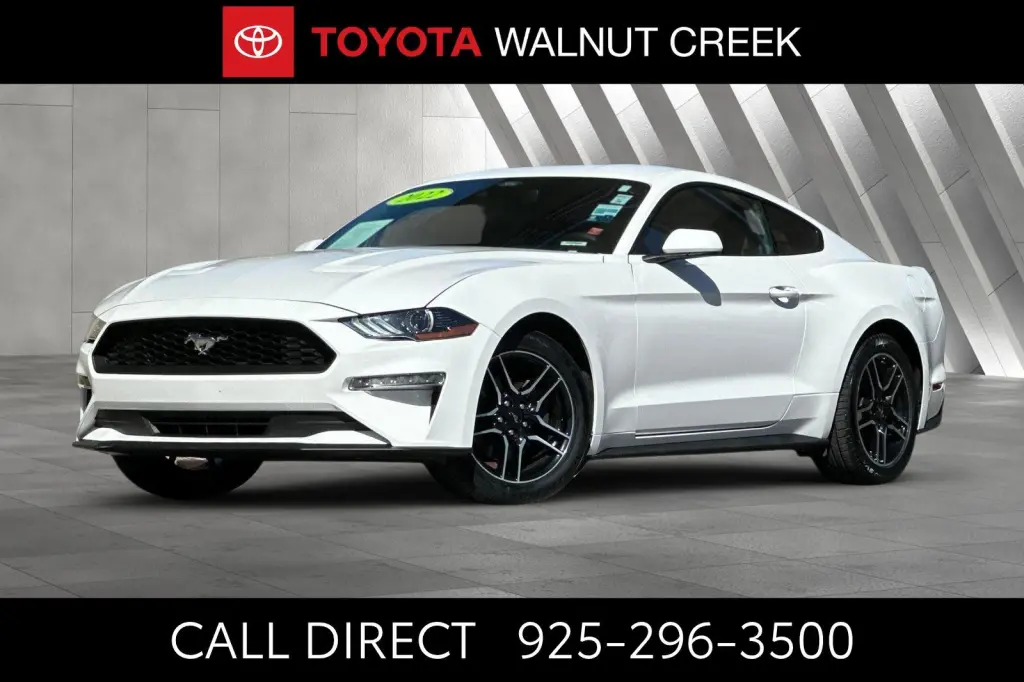 Ford Mustang 2022 EcoBoost 2p Fastback
