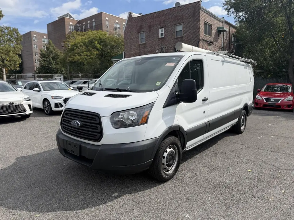 Ford Transit 2017 150 3dr LWB Low Roof Cargo Van con Puerta Pasajero Deslizable