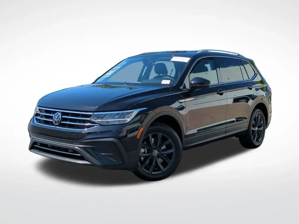 Volkswagen Tiguan 2024 Edición Wolfsburg 4p SUV