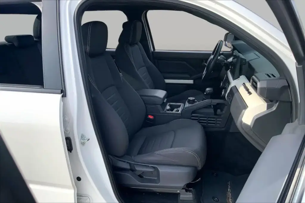 Toyota Tacoma 2024 4x4 Limited 4dr Double Cab 5.0 ft SB