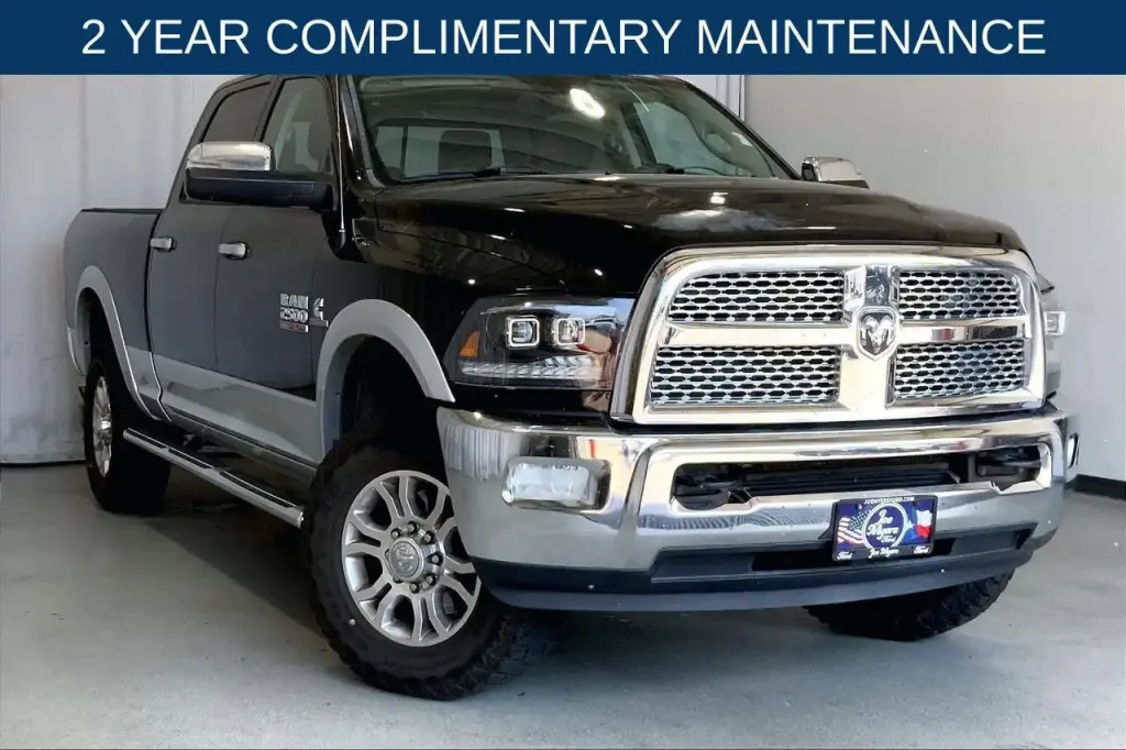Ram 2500 2015 4x4 Laramie 4p Cabina de Tripulacion Crew 6.3 ft. CB Camion