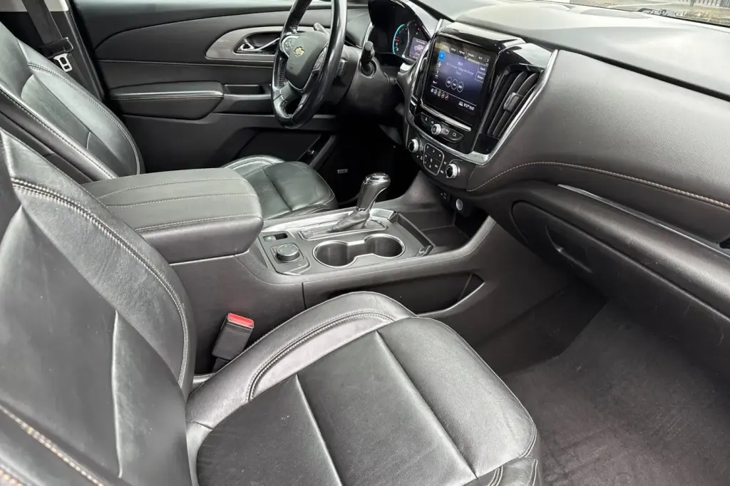 Chevrolet Traverse 2020 4x4 LT Piel 4p SUV