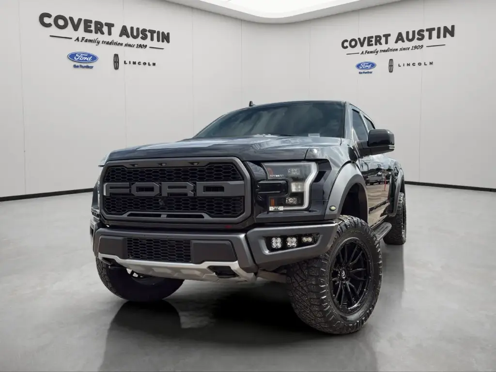Ford F-150 2020 4x4 Raptor 4dr SuperCrew 5.5 ft. SB